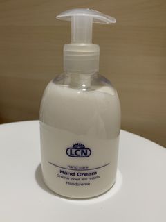 （分類：）位於 。 由 fttpy 提交（商品編號 1168552865，圖片 1）。簡介： 。