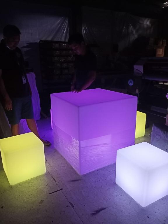 LED table and chairs, Sports Equipment, Sports & Games, Billiards and