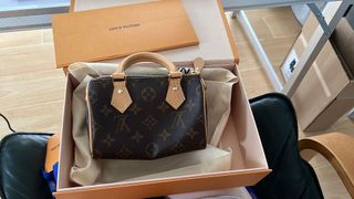 （分類：）位於 。 由 bbsellersssss 提交（商品編號 1168570708，圖片 1）。簡介： 。