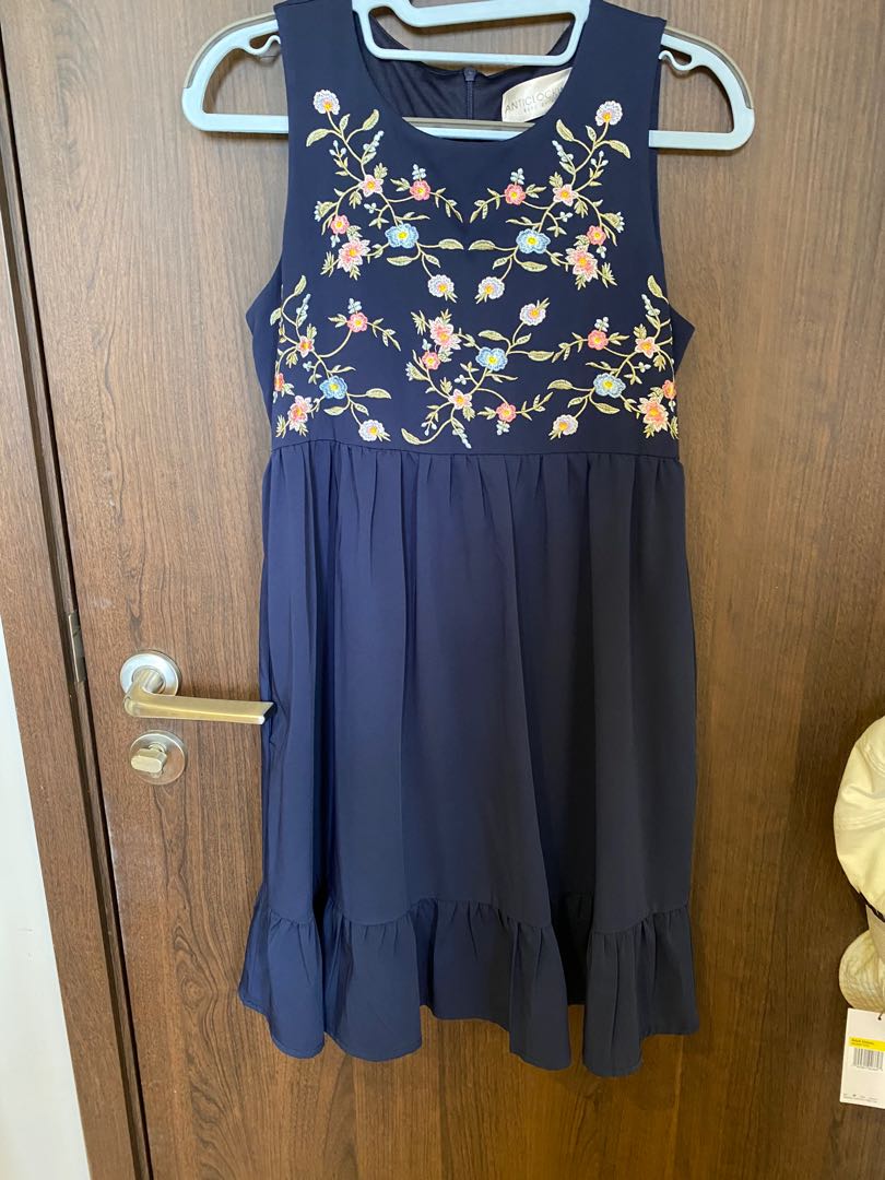 NAVY BLUE EMBROIDERED DRESS