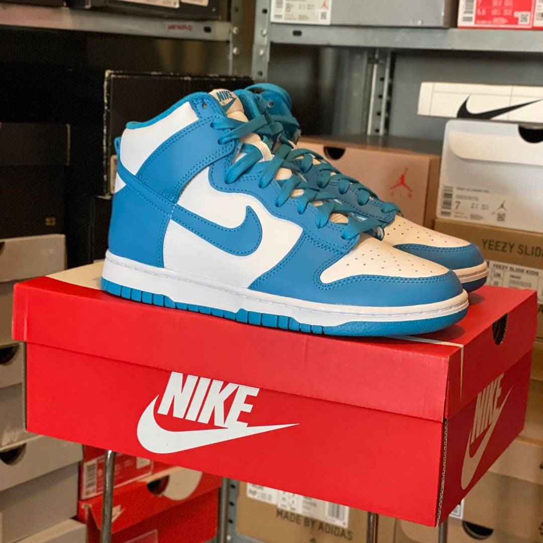 dunk laser blue stockx