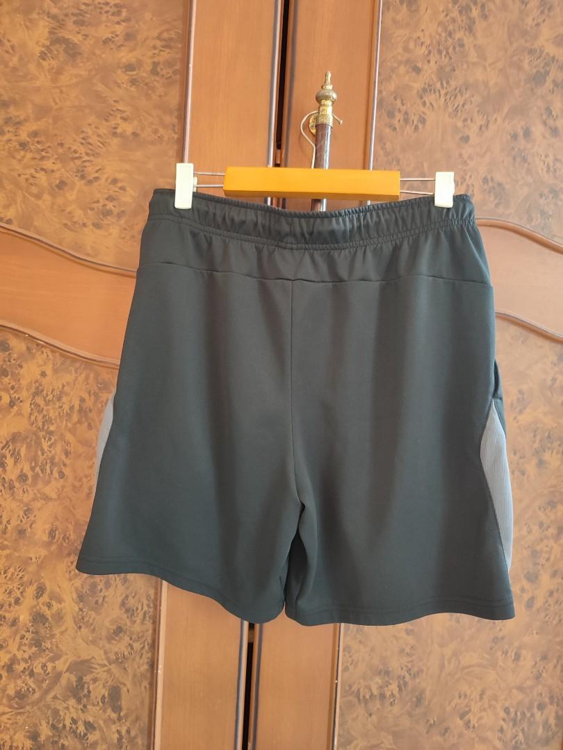 Nike Shorts L, Olah Raga, Baju Olahraga 