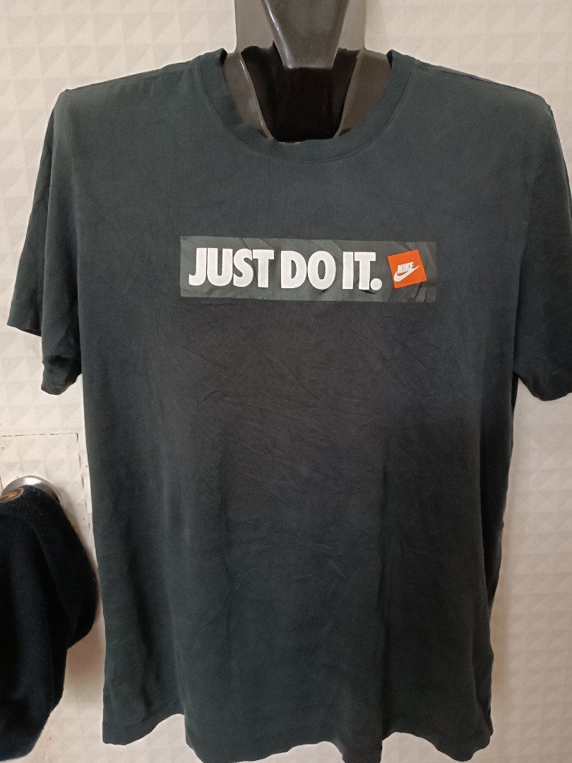 Nike Tee Mens Fashion Tops And Sets Tshirts And Polo Shirts On Carousell 