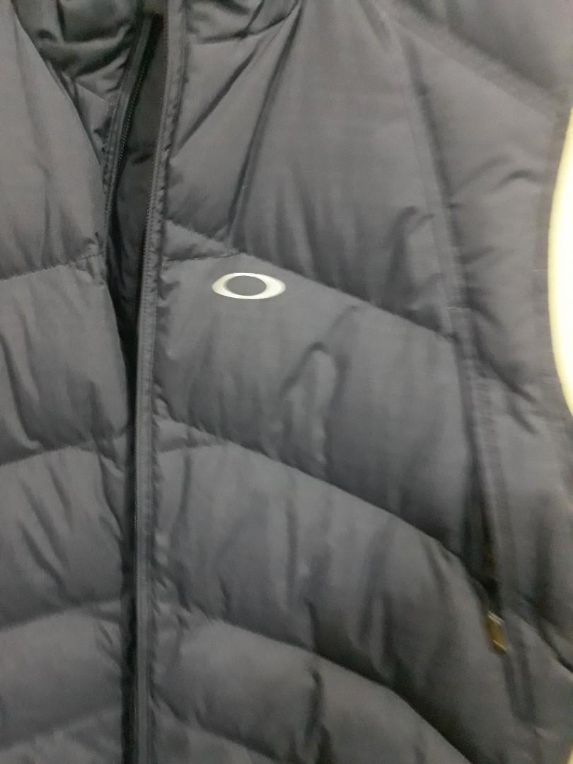 Oakley down discount vest