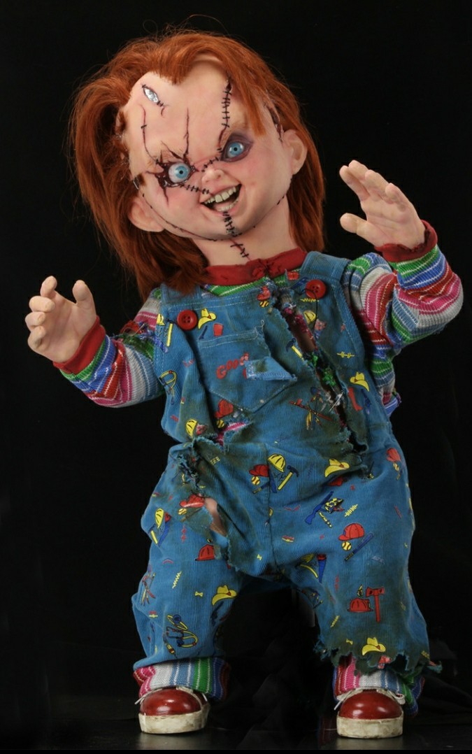 Neca chucky store life size