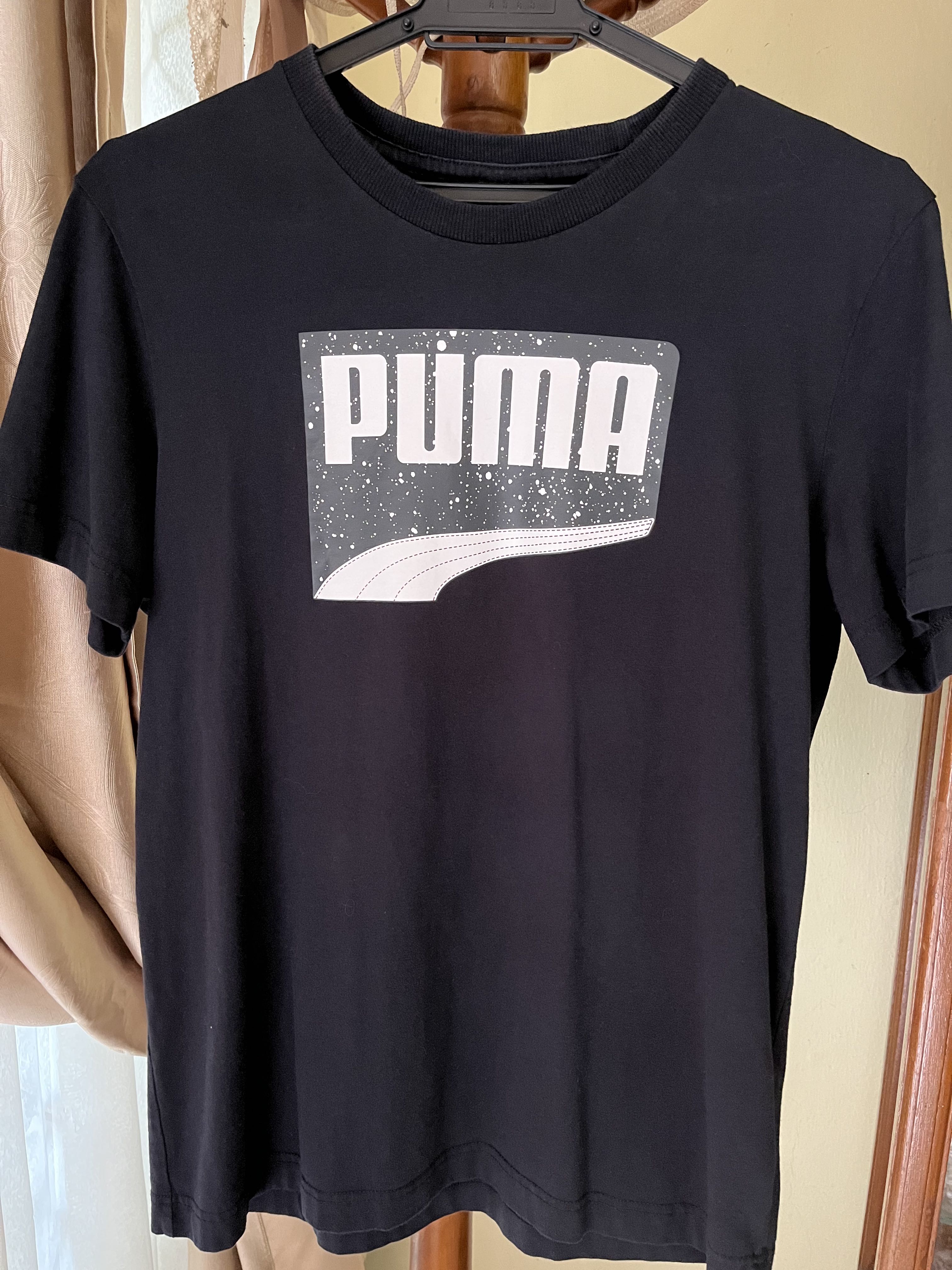 Puma stripes logo, Men's Fashion, Activewear on Carousell