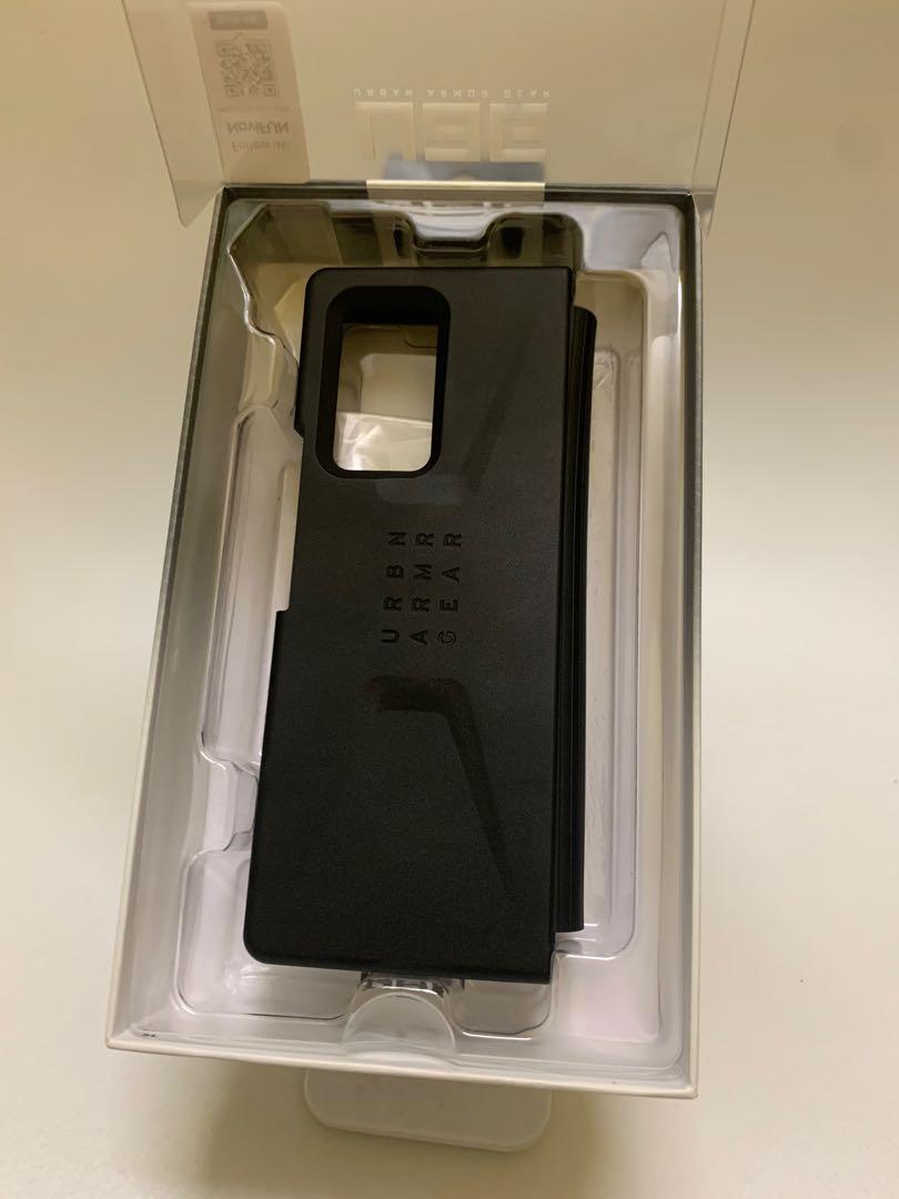Uag hotsell fold 2