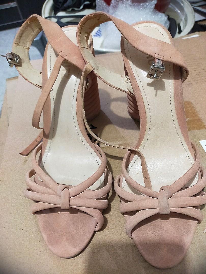 SCHUTZ HIGH HEELS, Fesyen Wanita 