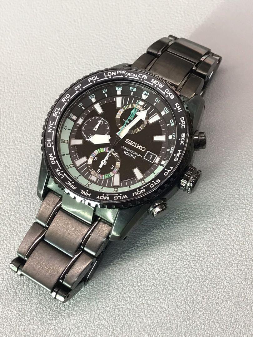Seiko Chronograph World Timer Stainless Steel Men Watch, Men's Fashion,  Watches & Accessories, Watches on Carousell