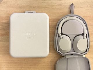（分類：）位於 。 由 aningaaq 提交（商品編號 1168554752，圖片 1）。簡介： 。