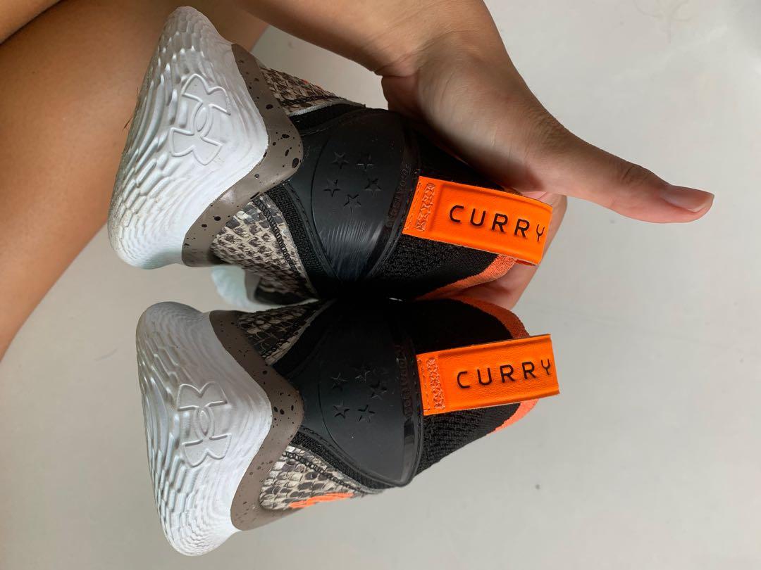 Steph curry grade school shoes store