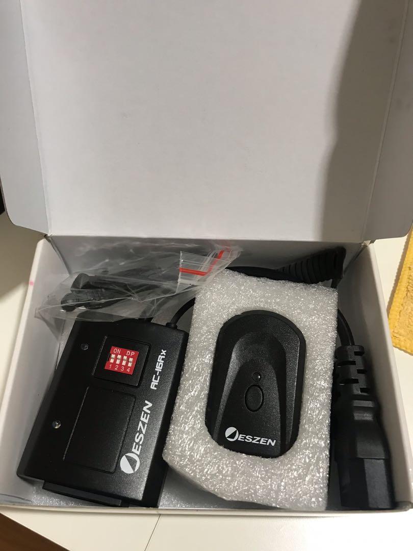 Studio flash trigger (Category: Lighting & Studio Equipment) located in Manila. Submitted by nicegifts (Listing ID 1168497079, Image 2). Description: FM radio studio strobe trigger 2 pcs available.