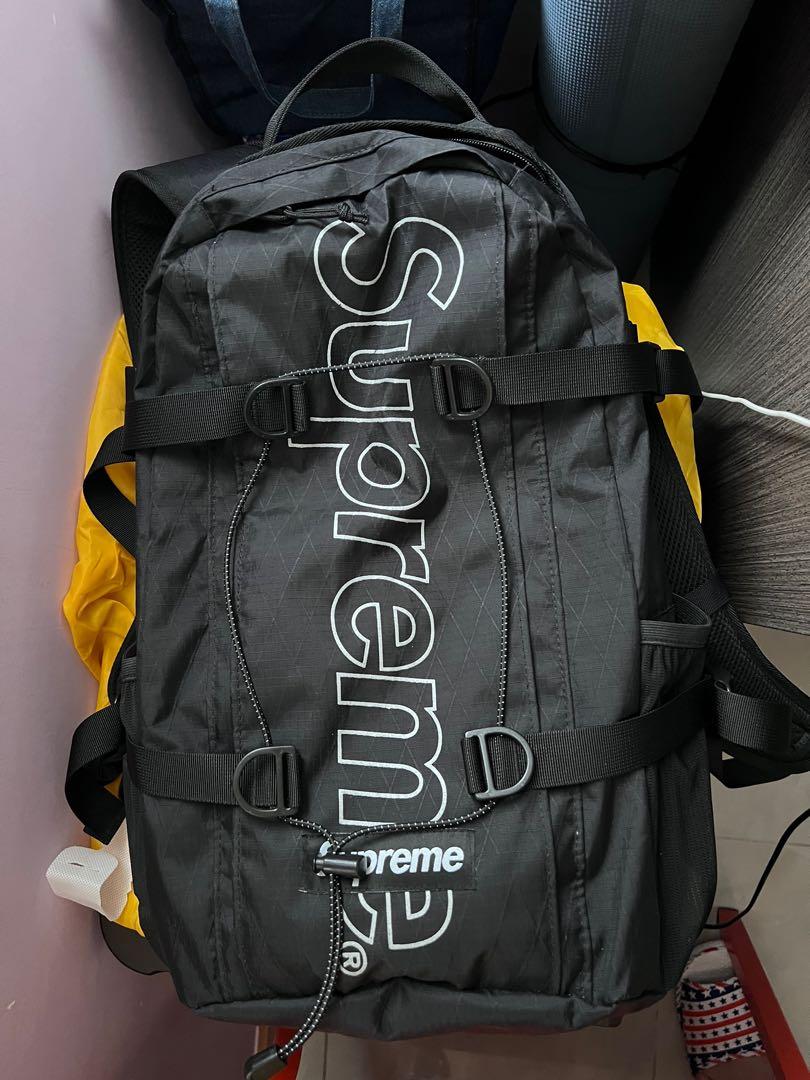 Supreme Backpack (FW18), 男裝, 袋, 背包- Carousell