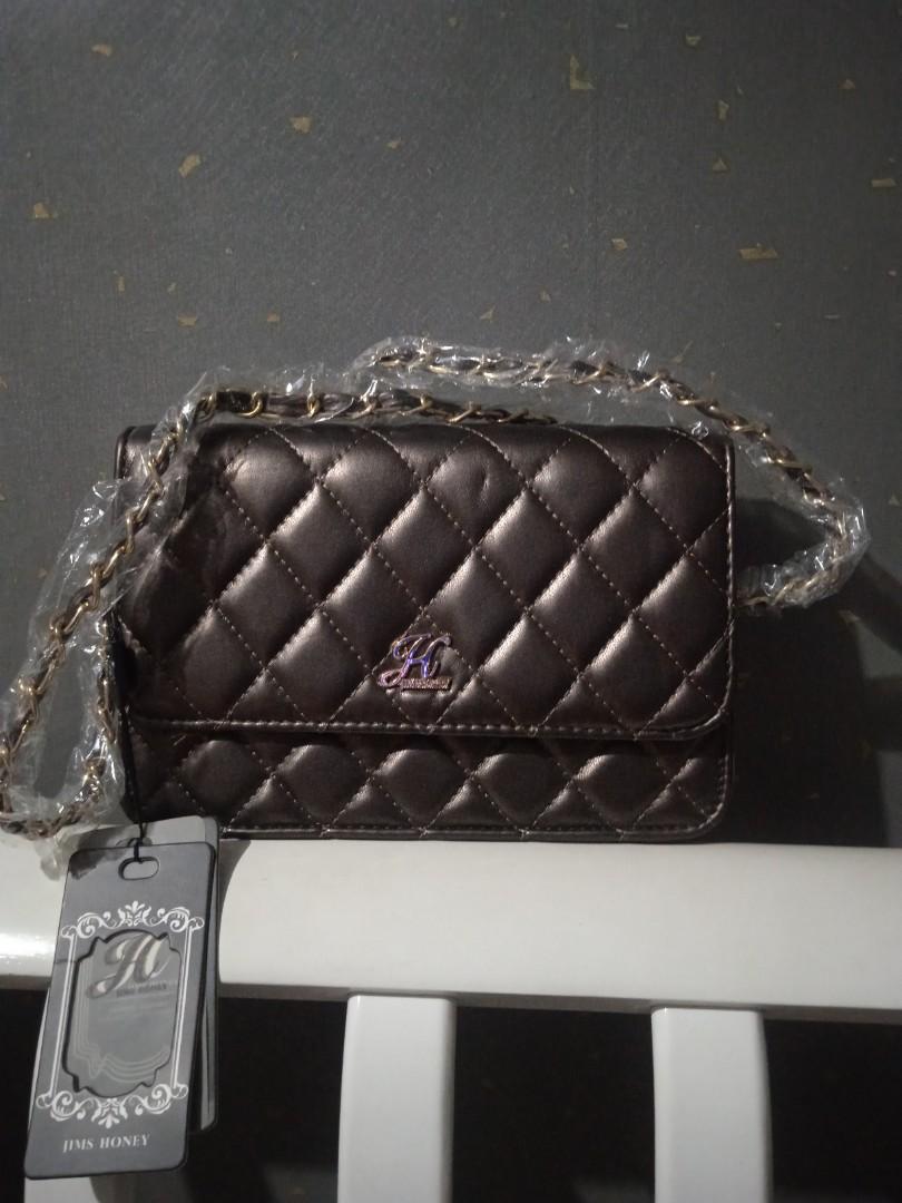 Tas cewek original, Fesyen Wanita, Tas & Dompet di Carousell