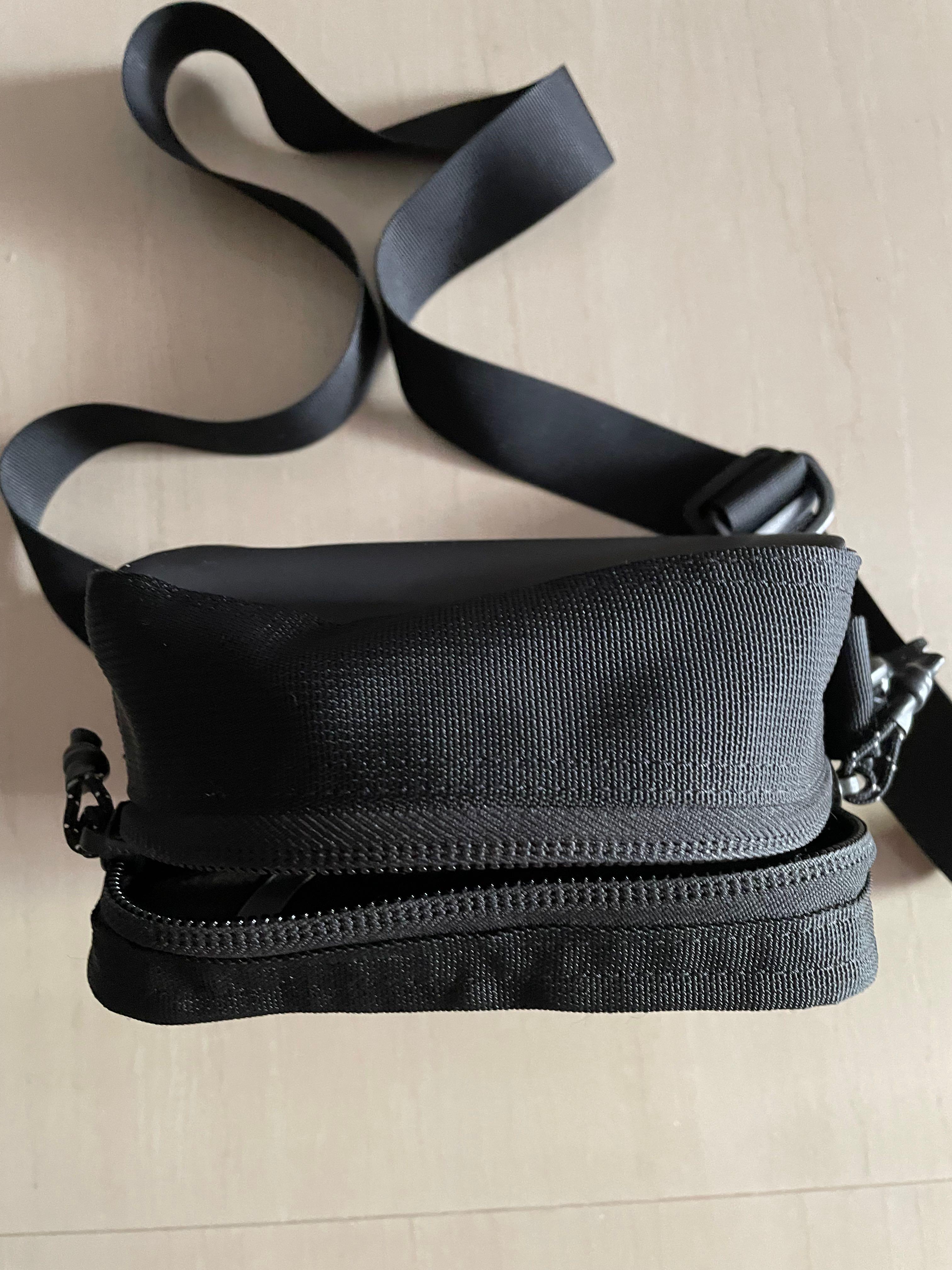 TNF The north face sling bag, Men's Fashion, Bags, Sling Bags on Carousell