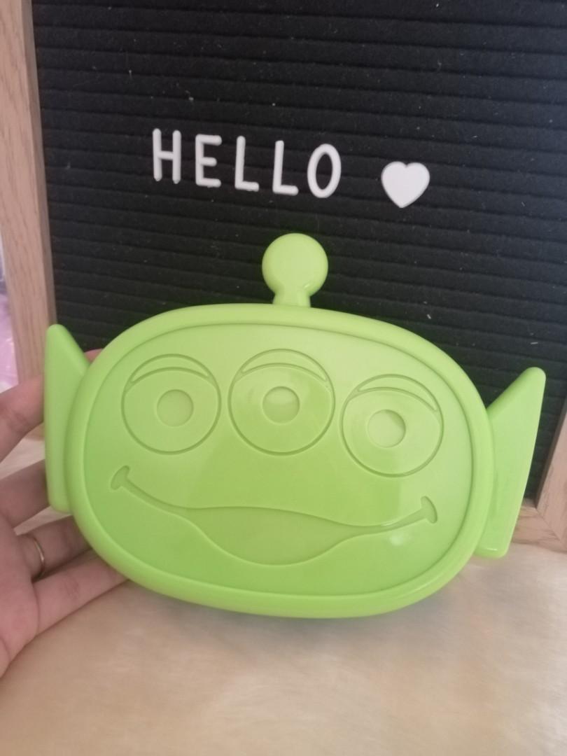 Toy story alien lunch box, Hobbies & Toys, Memorabilia & Collectibles