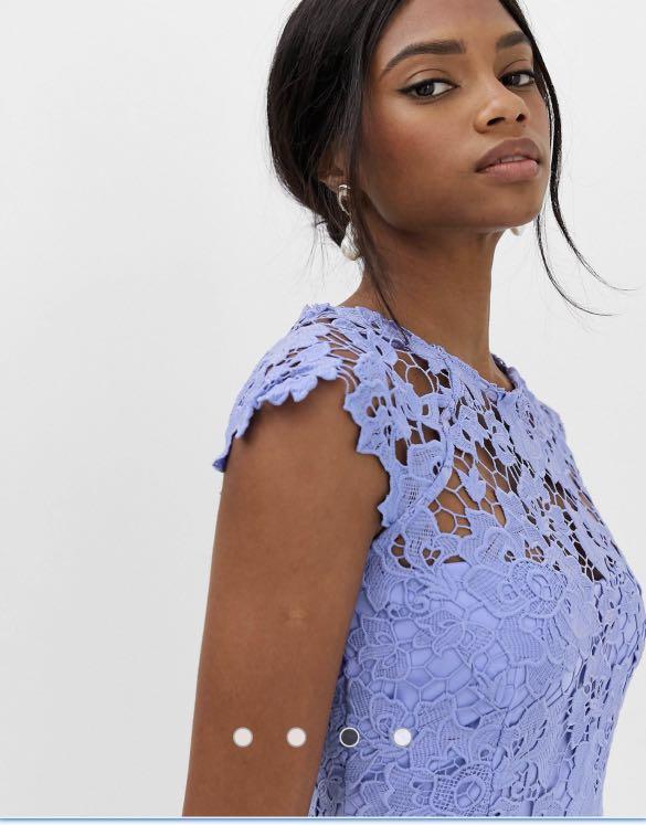 UK6 Paper Dolls Lace Cap Sleeve Dress