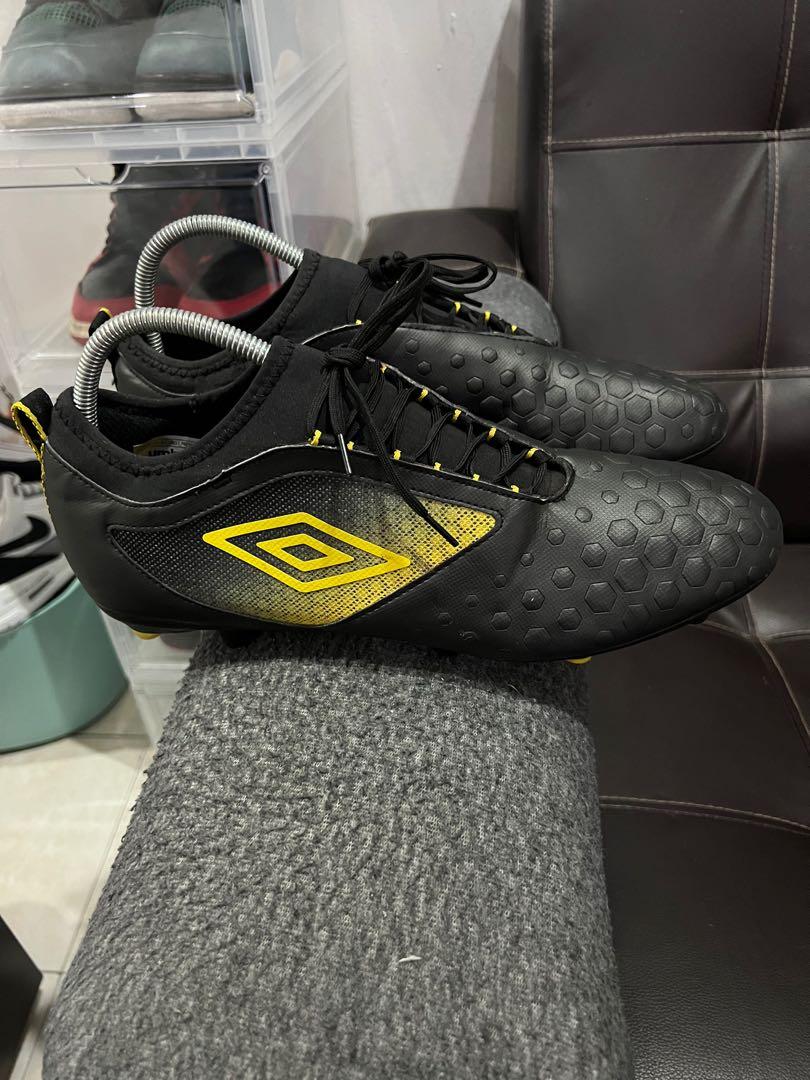 Umbro online accuro 2