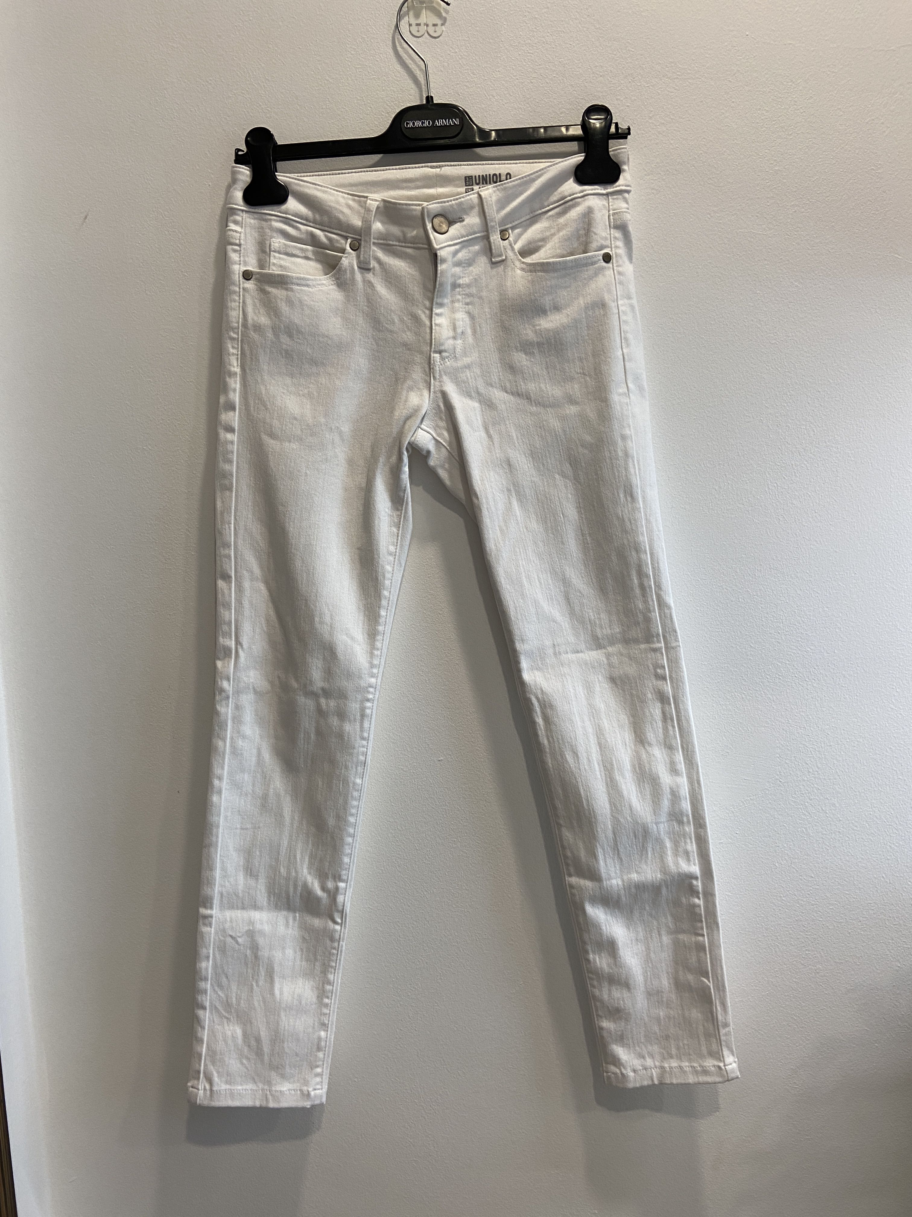 Uniqlo jeans, Women's Fashion, Bottoms, Jeans & Leggings on Carousell
