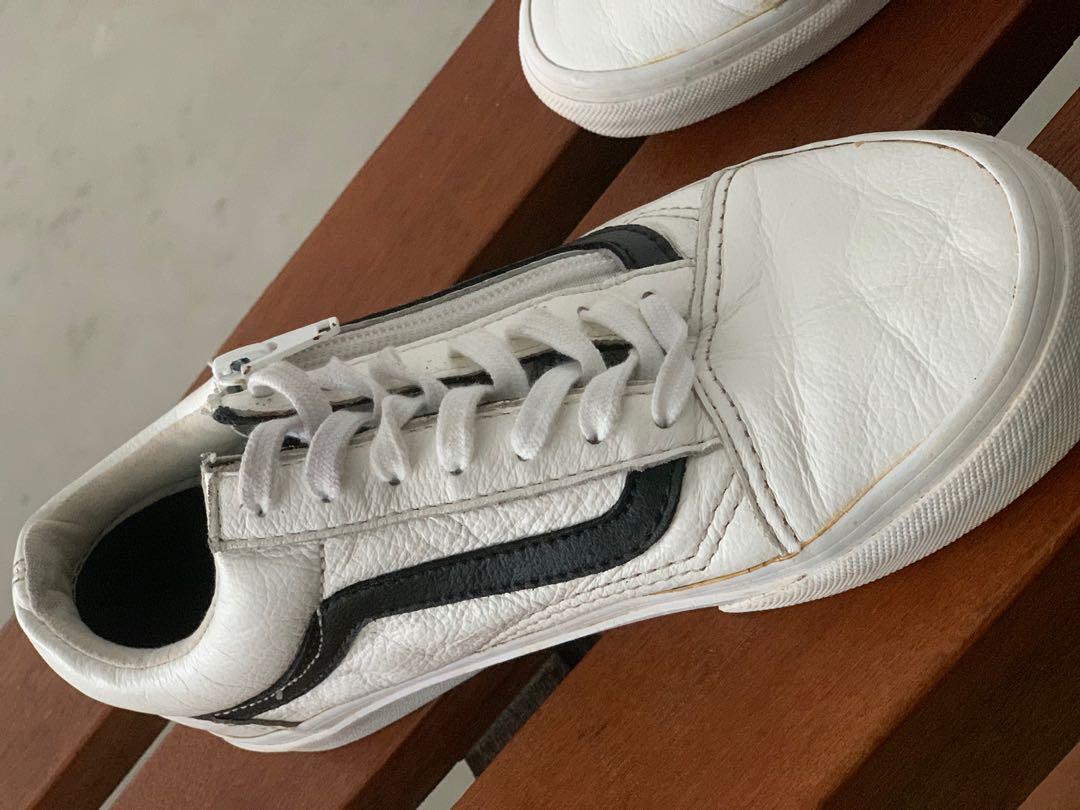 White leather vans new arrivals with black stripe