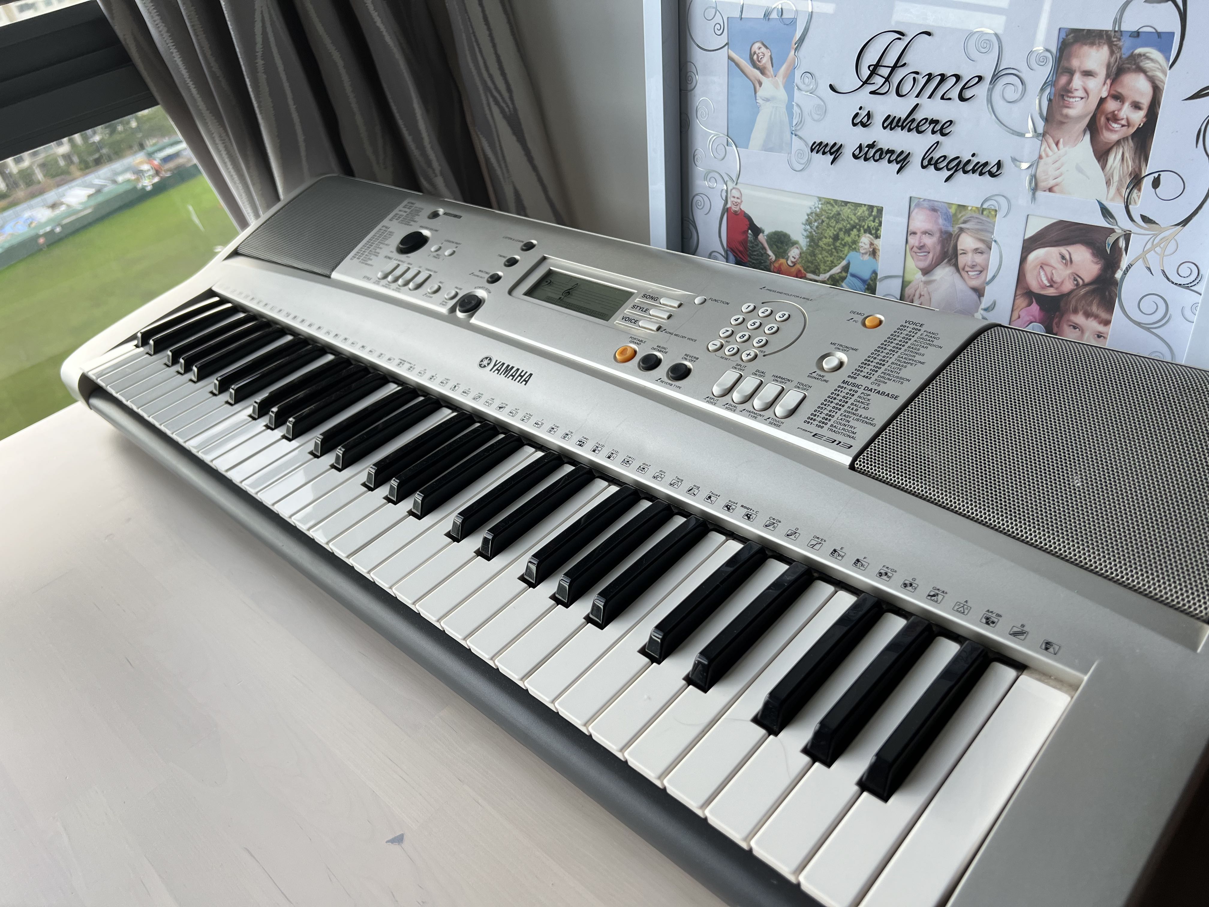 Yamaha Keyboard PSR 313, Hobbies & Toys, Music & Media, Musical ...