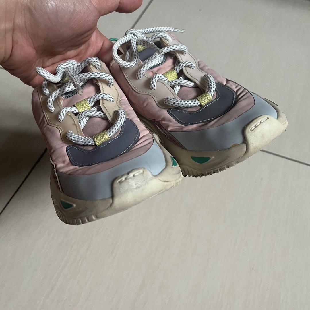 Zara pink rubber shoes EU 31 (Category: Babies & Kids Fashion) located in Baguio. Submitted by bleighmax (Listing ID 1168524215, Image 3). Description: Already with signs of usage Needs some cleaning.