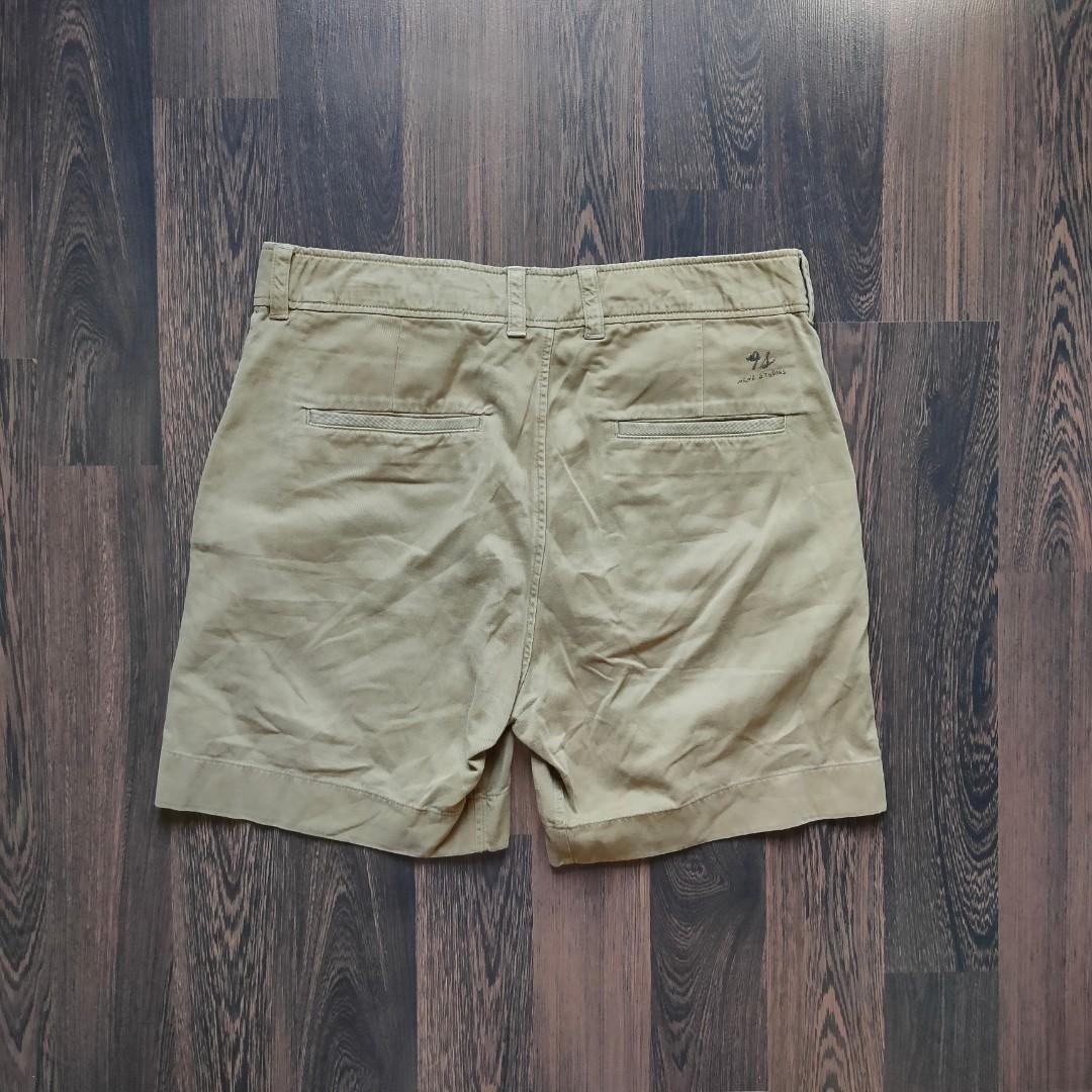 ACNE STUDIOS WALK SHORTS | Khaki (Category: Luxury Apparel) located in Cebu City. Submitted by denimholic (Listing ID 1168782374, Image 2). Description: 🇸🇪Authentic Preloved Acne Studios Shorts ▫️SIZE : W33-34in / L18in **above knee ▫️100 % Cotton, Khaki Twill ▫️9.0 / 10 excellent condition ▫️Made in Romania.