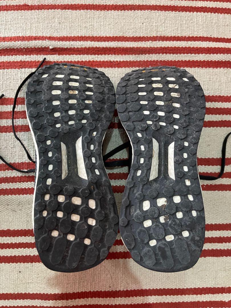 Adidas Solarboost (Category: Sneakers) located in Marikina City. Submitted by chummybub (Listing ID 1168715674, Image 3). Description: Authentic Adidas Solarboost Bought for 8,000 Size US 6.5 #4theplanet.