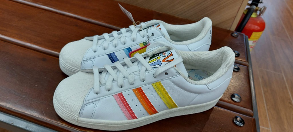 Adidas superstar lgbt store
