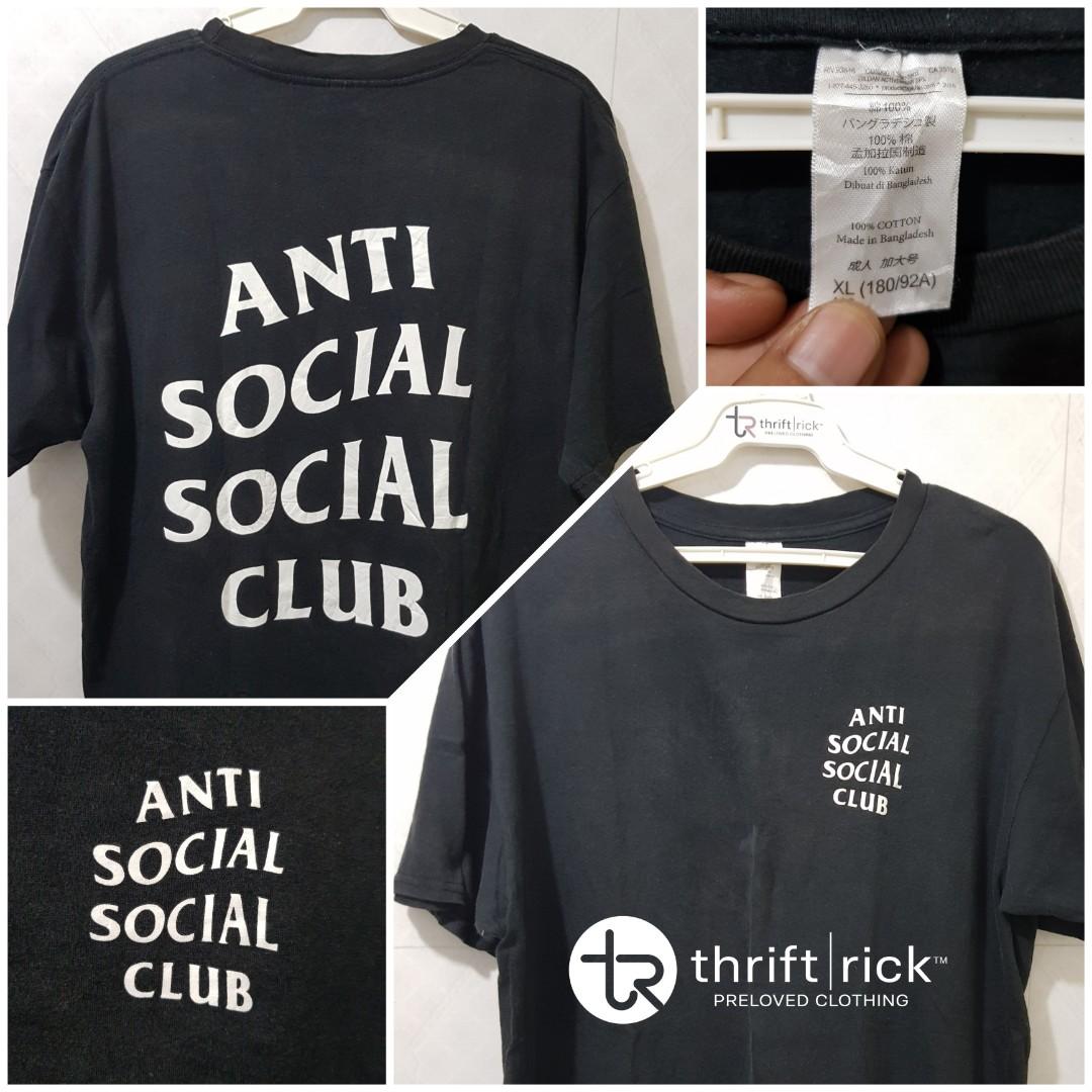 ANTI SOCIAL SOCIAL CLUB BLACK TSHIRT (Category: Tshirts & Polo Shirts ) located in Indang. Submitted by thriftrick (Listing ID 1168794739, Image 1). Description: Size: XL on tag Dimes: 22W × 30L Condition: Very good Color Rate: 8.5/10 Issue: white spots parang batik batik I dont know if removable; needs wash Mode of Payment: Gcash Payment first policy Shipping: Shopee checkout ( preferred by the seller ) Price: Php 450 + sf PLS. READ THIS 1. Paym