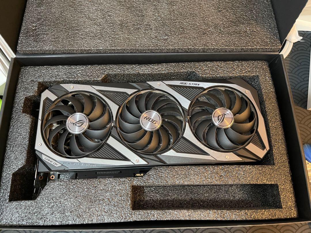 ASUS ROG Strix RTX 3090 (Category: Computer Parts) located in Manila. Submitted by mudkipz9999 (Listing ID 1168736212, Image 2). Description: OC Edition Bought 2021. Left fan working intermittently. No other issues except for that. Keychain and other cards not included. .