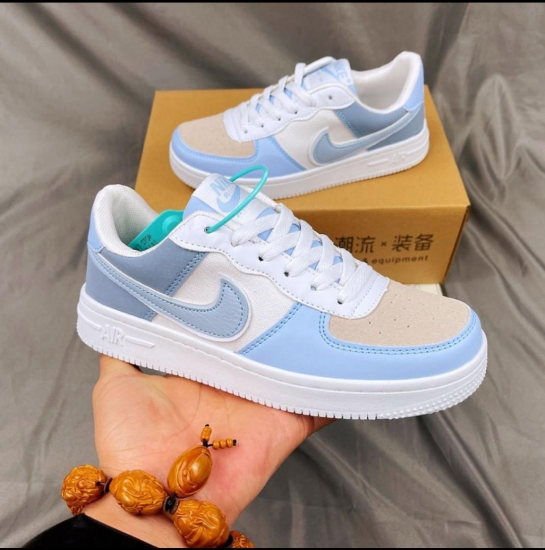 Baby blue nike sneakers clearance