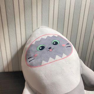 Boneka Hiu x  prelove