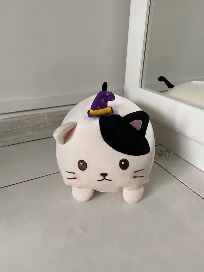 fluffy cat stuffed animal
