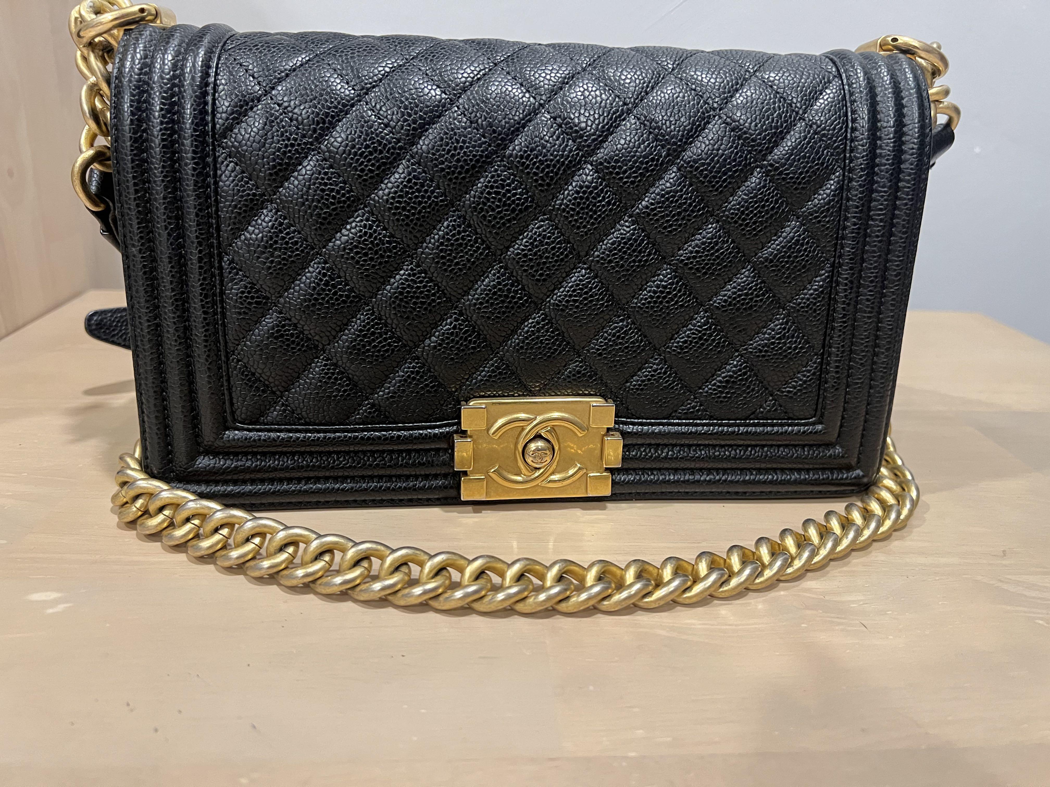 Chanel Boy Bag Medium -caviar , Luxury, Bags & Wallets on Carousell
