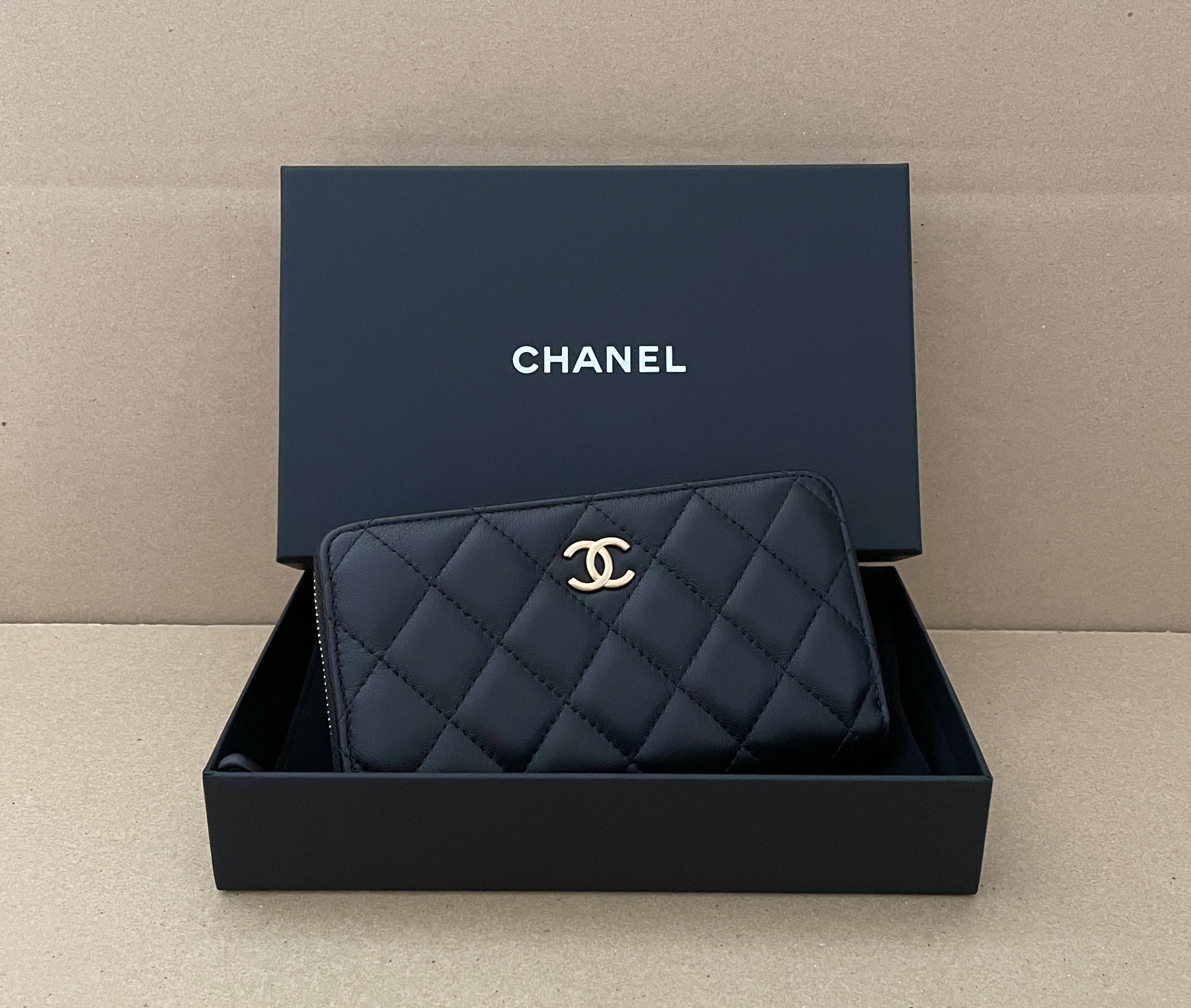 Chanel Women Wallet