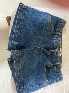 (Category: ) located in . Submitted by rabbit87hdb (Listing ID 1168669226, Image 1). Description: .