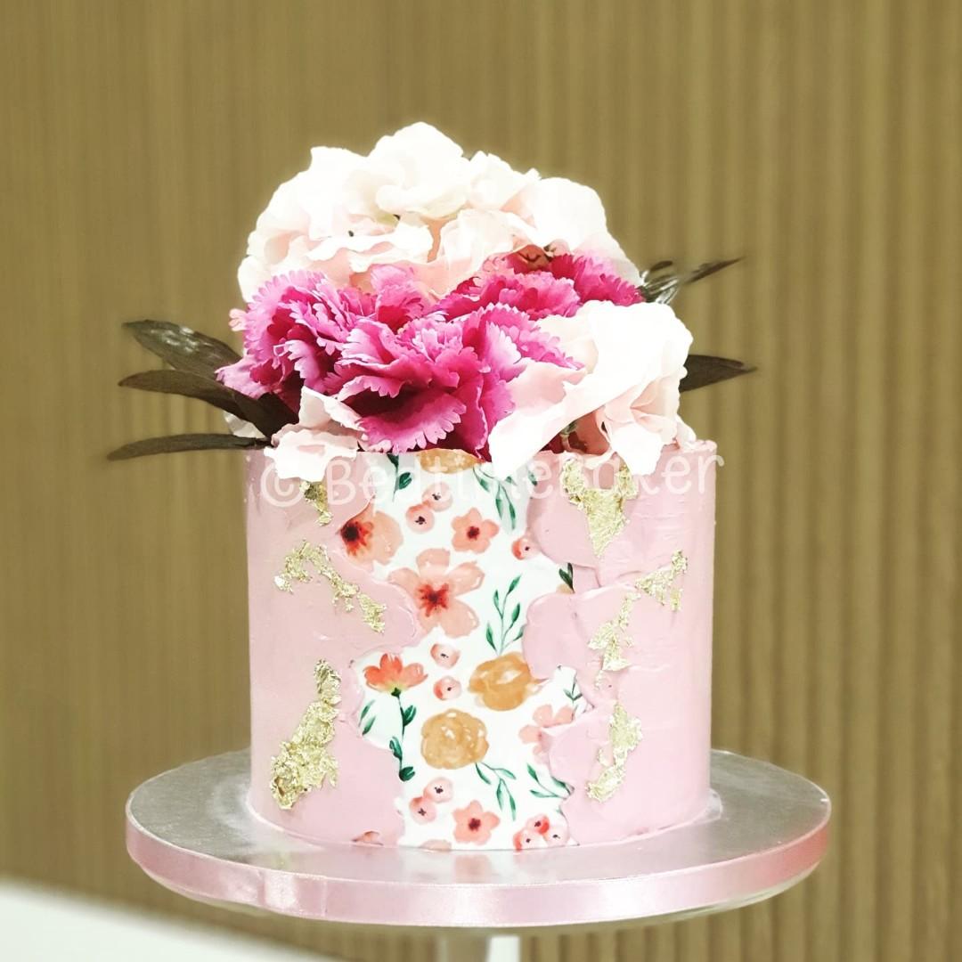 Simply Cakes Etc Bakery - Wedding Cake - Riverside, CA - WeddingWire