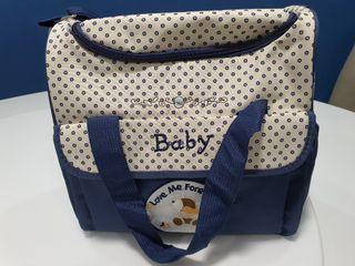 Cute bag and some free giveaways.