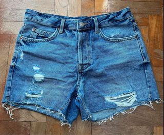 (Category: ) located in . Submitted by vv.ss (Listing ID 1168689342, Image 1). Description: .