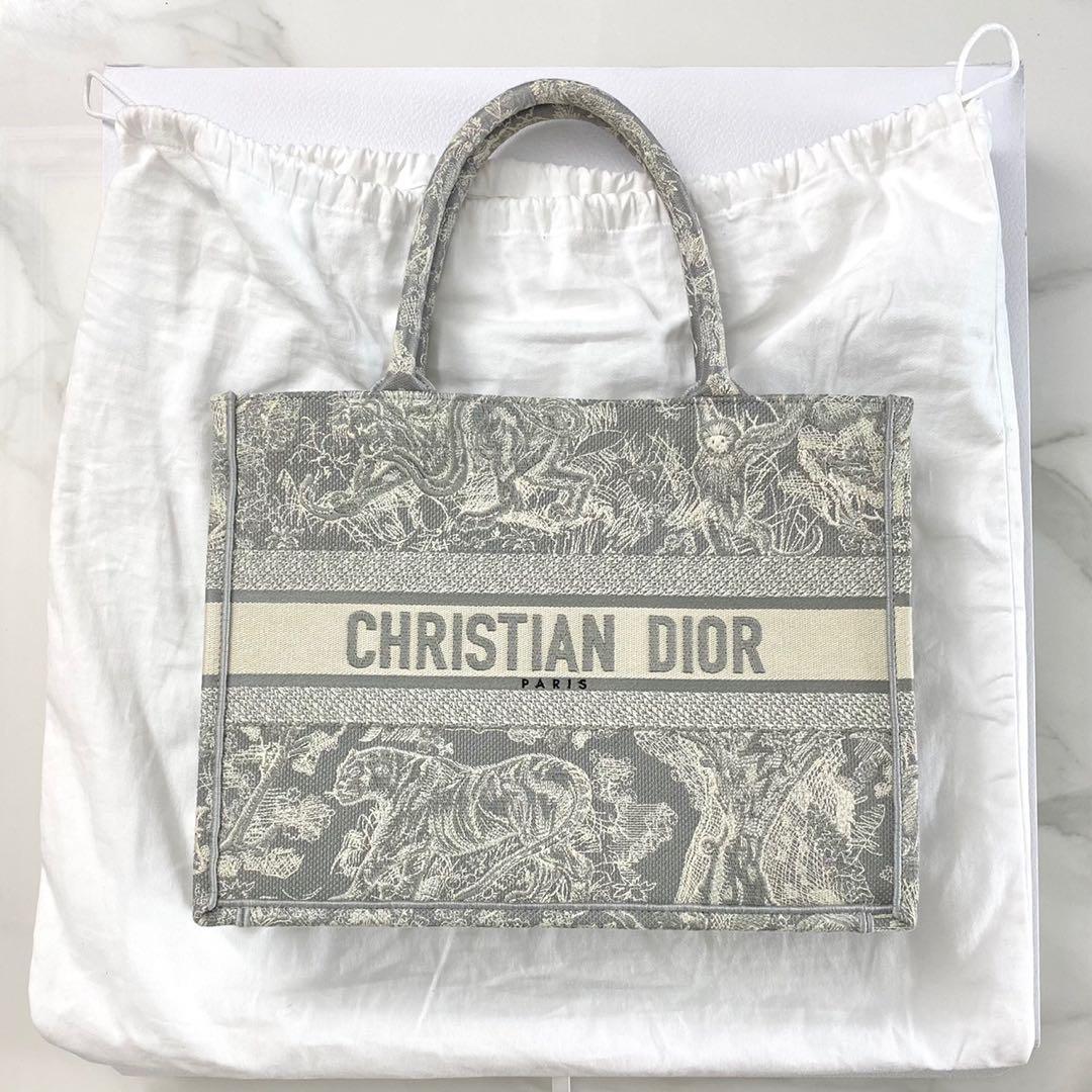 Discover The Savoir-Faire Of The Dior Book Tote In Raffia - BAGAHOLICBOY