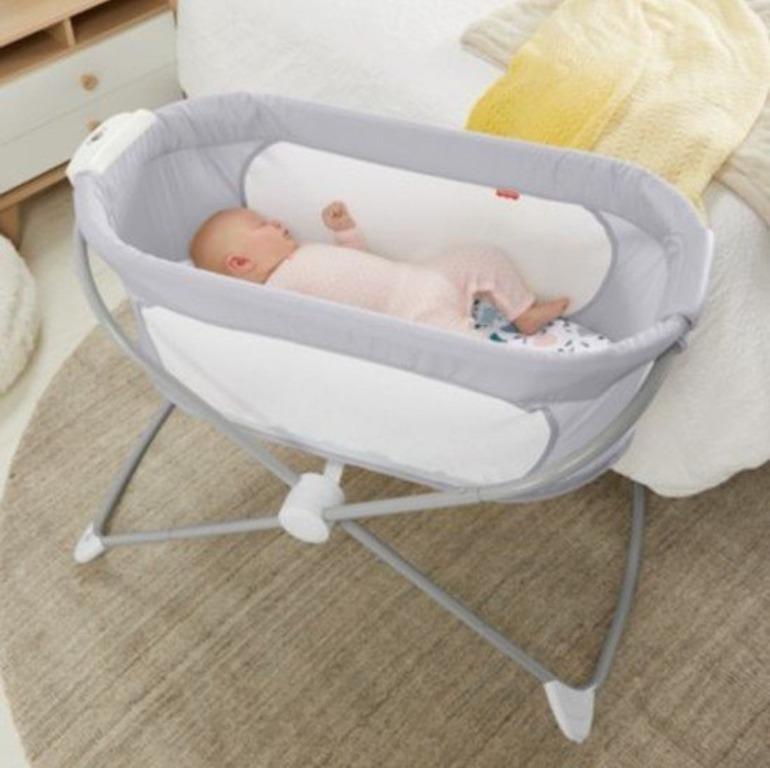FISHER PRICE FOLDING BASSINET Free shipping Babies Kids Baby