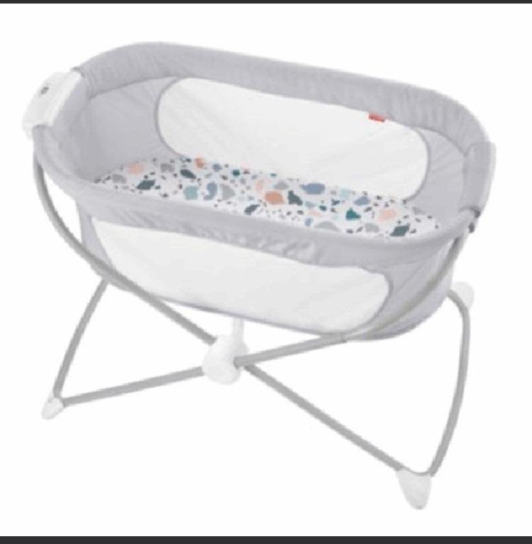 Fisher price collapsible bassinet 2025