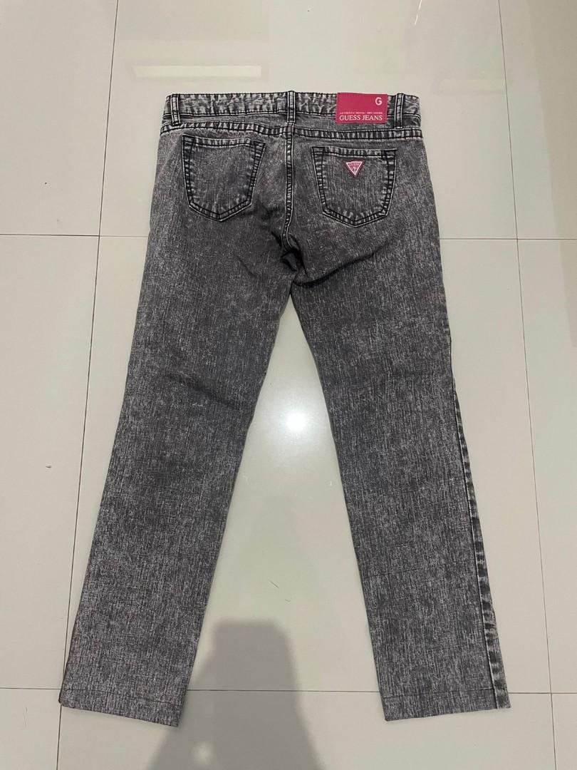 GUESS Jeans Celana Jeans Acid Washing 