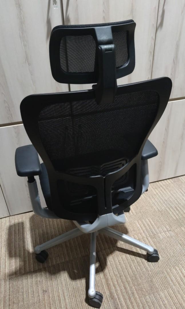 Fullyloaded Haworth Zody with Headrest , Furniture & Home Living