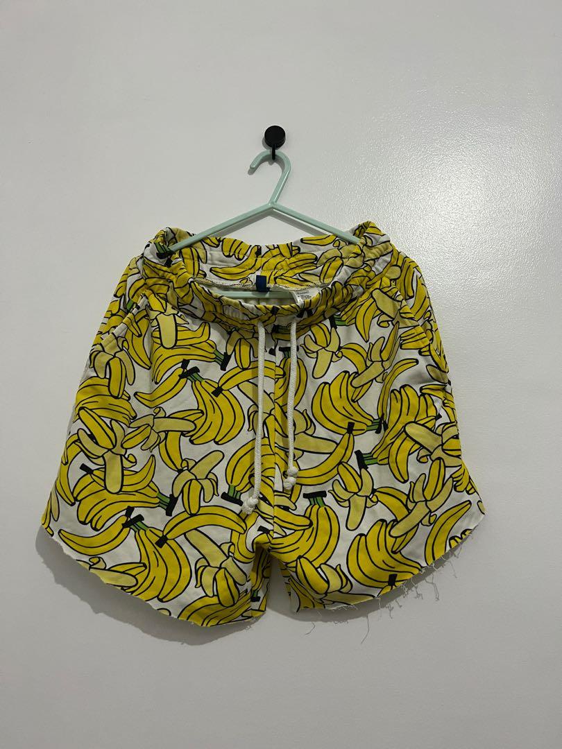 H&m clearance banana shorts