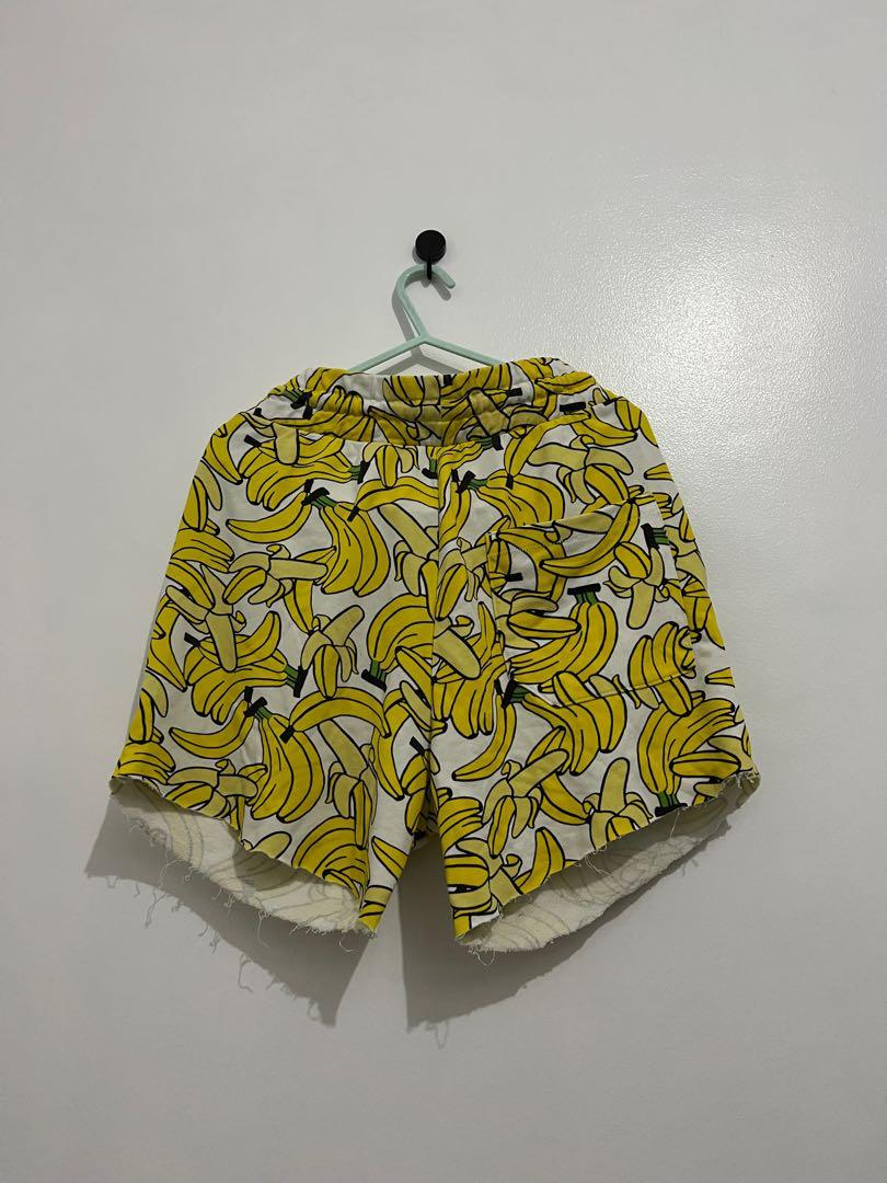 H&m banana sale shorts