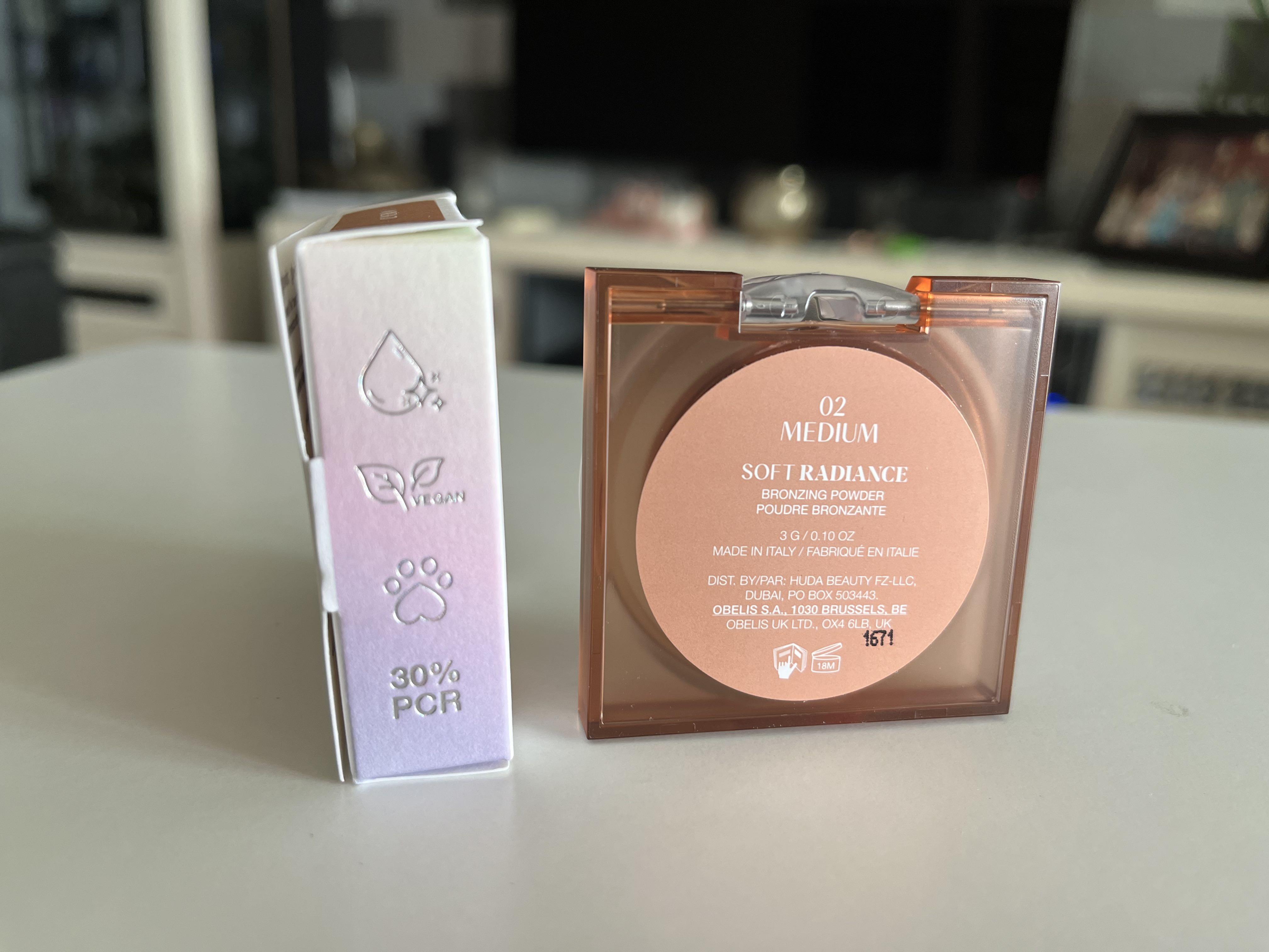 Huda Beauty Glowish Bronzing Powder “02 Medium” Made in Italy