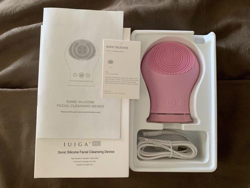 Iuiga Sonic Silicone Facial Cleansing, Beauty & Personal Care, Face, Face Care on Carousell