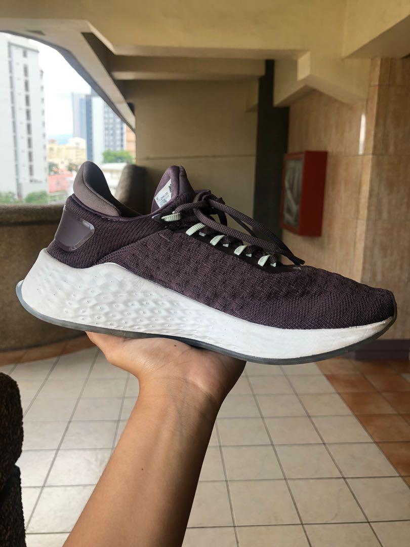New Balance Women s Fresh Foam Lazr V2 Hypoknit Sneaker Women s